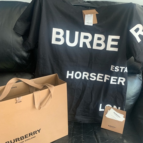 Burberry’s Oversized women’s shirt ! Very beautiful  “S” - Picture 5 of 7